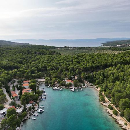Villa Kalinic Milna  Eksteriør bilde